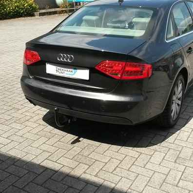   Audi A4 sedan trekhaak