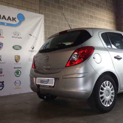 Corsa trekhaak