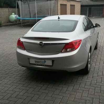   Opel insingia sedan trekhaak afneembaar