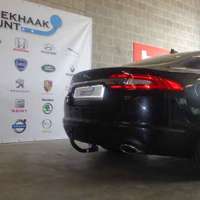 Trekhaak jaguar xf verticaal afneembaar