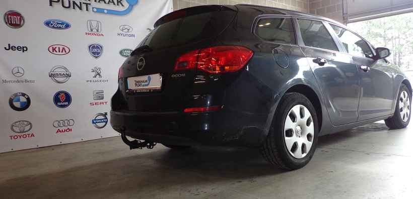 Attelage remorque Opel ASTRA J