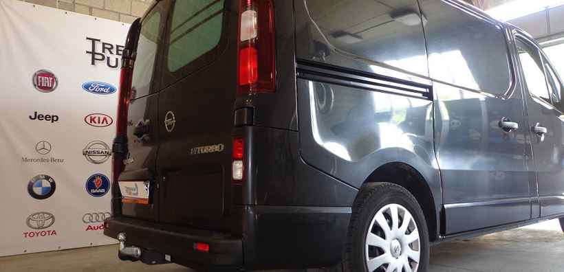 Attache remorque opel vivaro