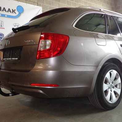 Attache remorque skoda superB