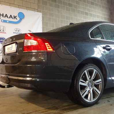 Attache remorque volvo s80