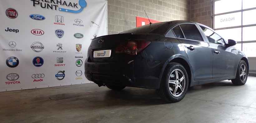 Trekhaak chevrolet cruze sedan