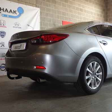 Trekhaak mazda 6