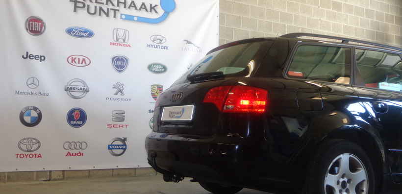 Vaste trekhaak audi a4 stationwagen 