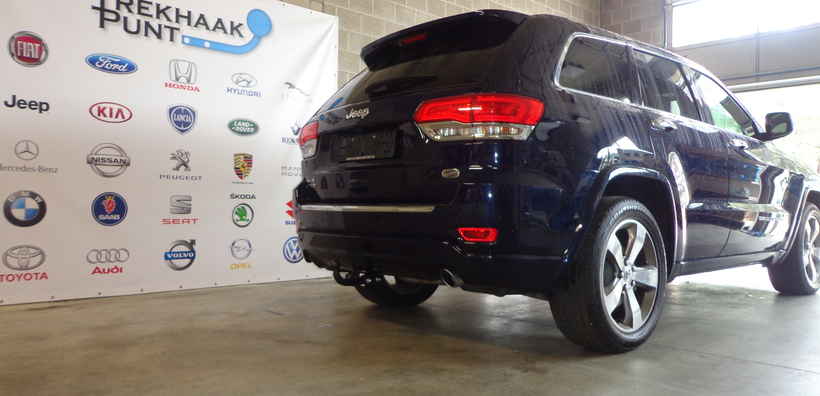 Vaste trekhaak jeep grand cherokee