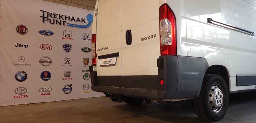 Vaste trekhaak peugeot boxer 