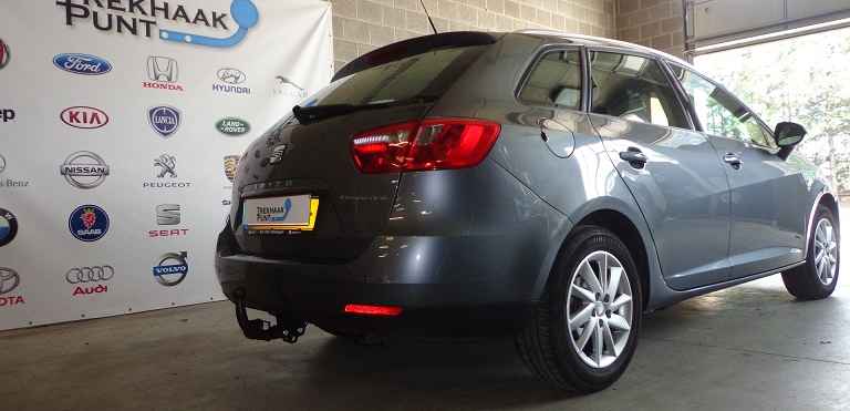 Vaste trekhaak seat ibiza st