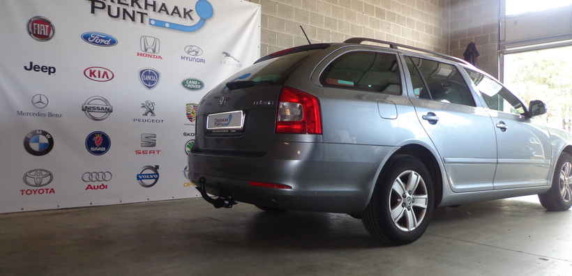 Vaste trekhaak skoda octavia II