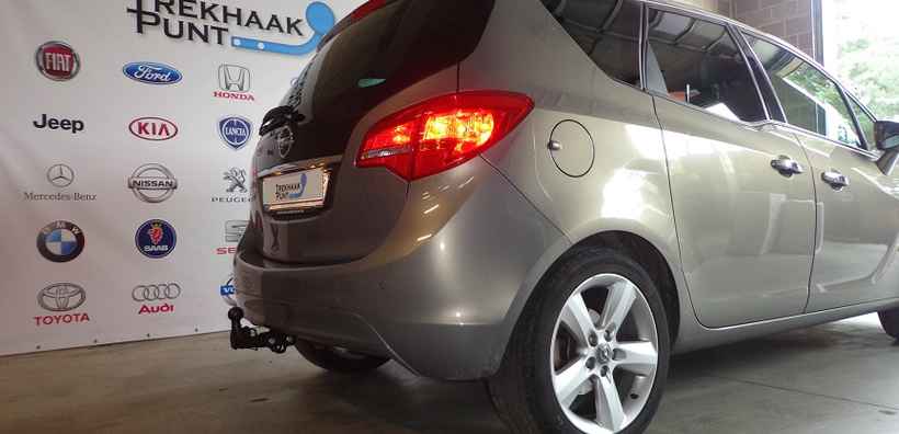 Vaste trekhaak thule opel meriva